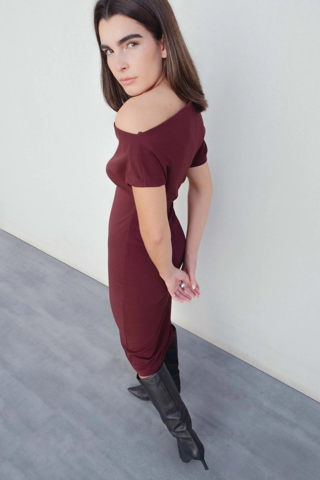 Vestido Assimétrico Bordô